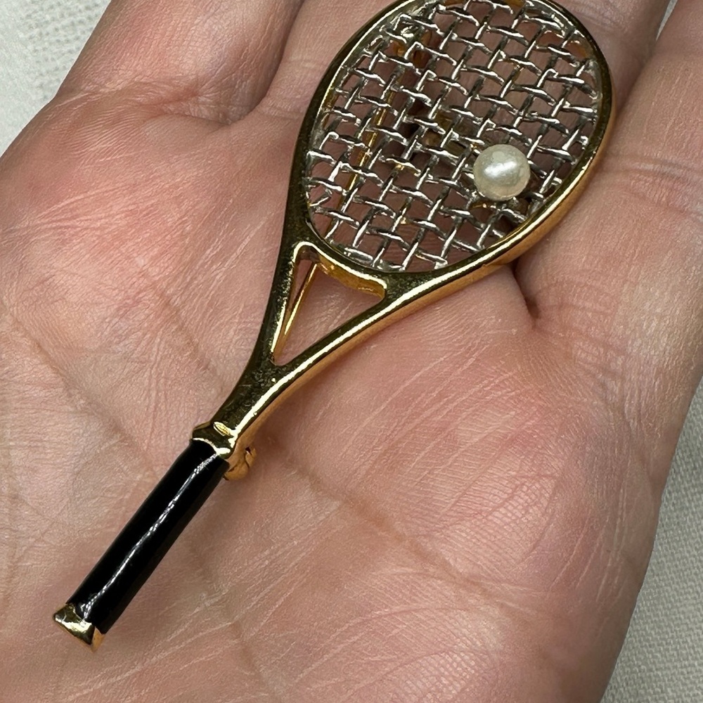 Gold and Black Tennis Racket Keychain - Picture 2 of 3